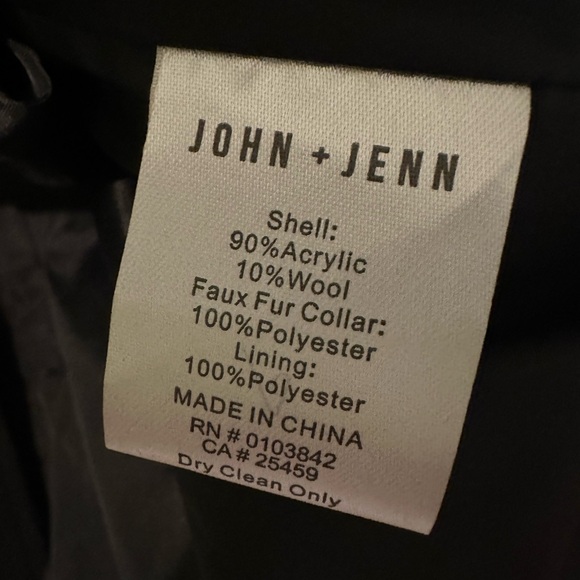 John + Jenn Wilbur Caviar Faux Fur Collar Coat - Picture 4 of 5